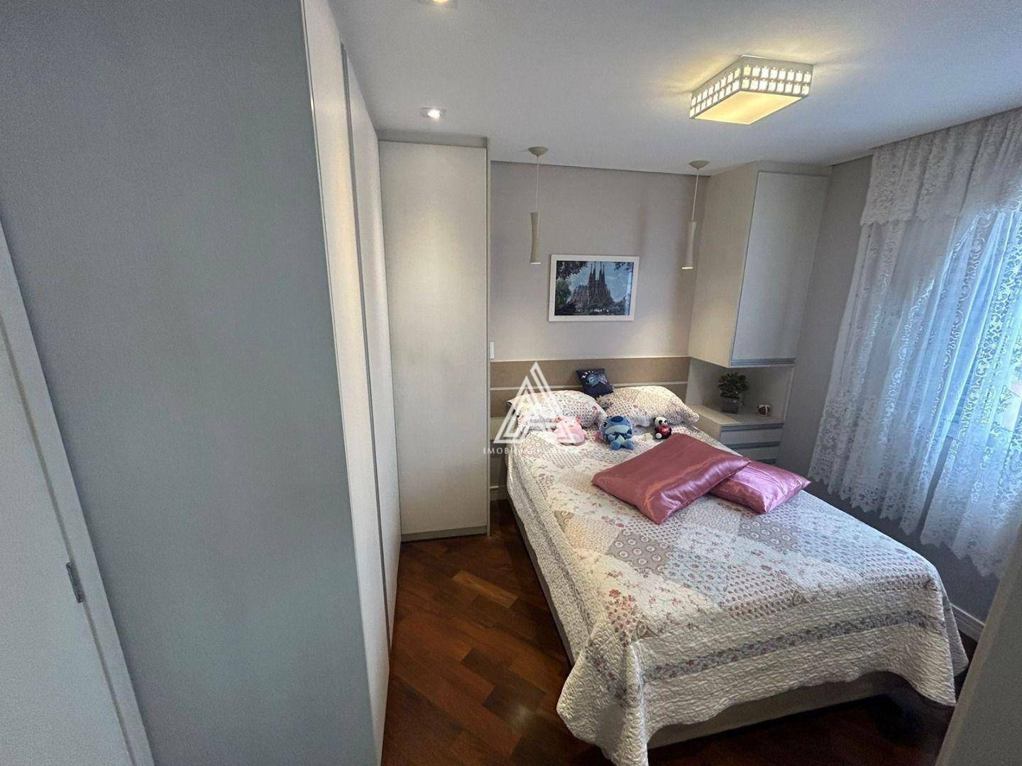 Apartamento à venda com 2 quartos, 76m² - Foto 28