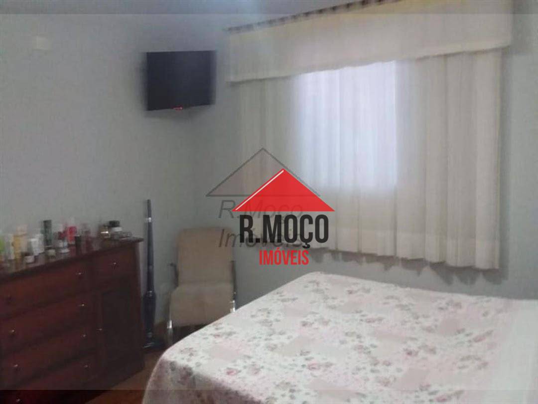 Chácara à venda com 5 quartos, 340m² - Foto 15