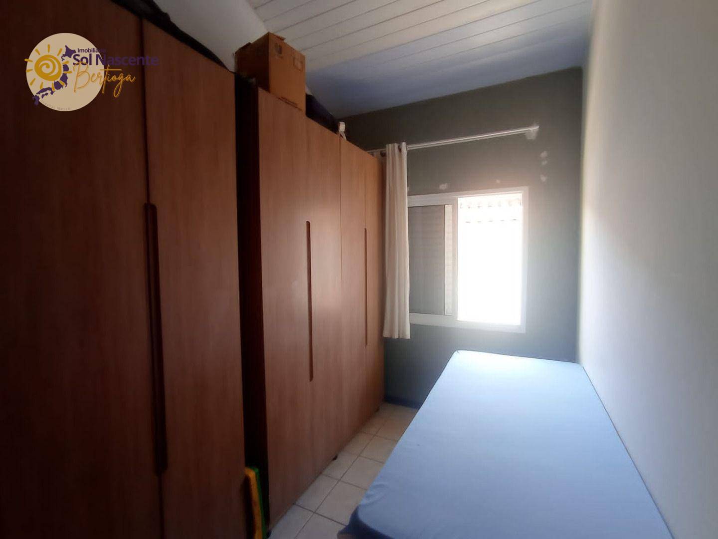 Casa à venda com 2 quartos, 75m² - Foto 5