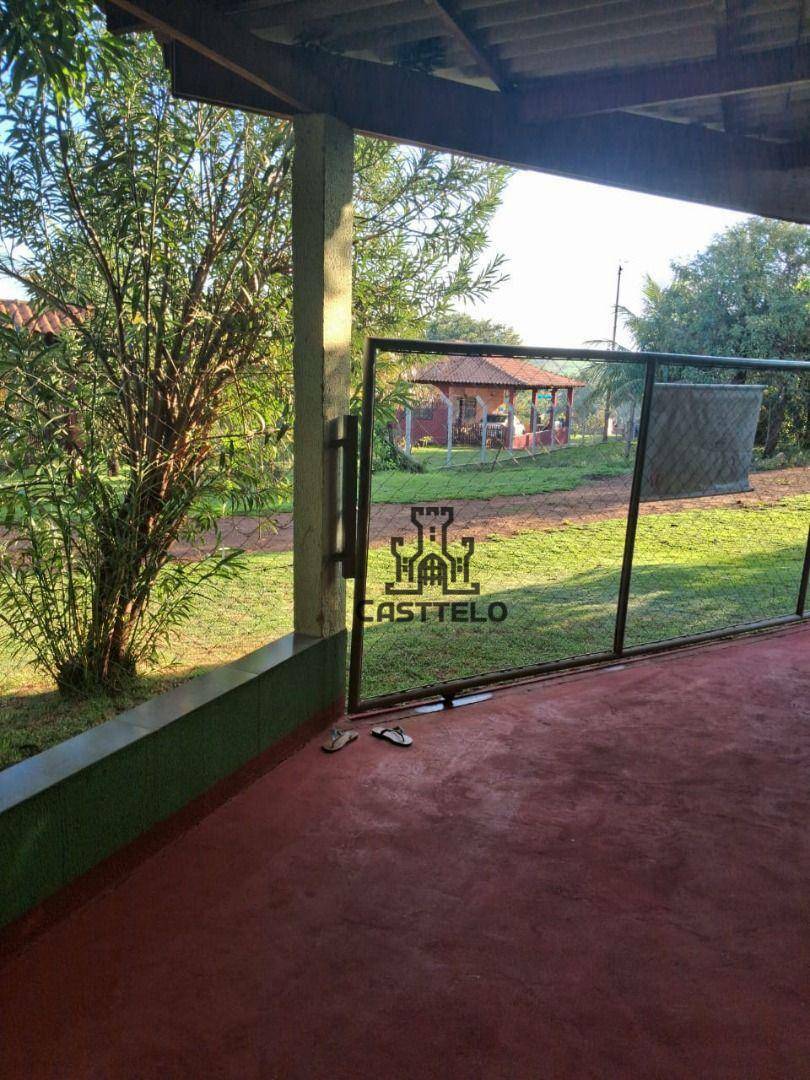 Chácara à venda com 2 quartos, 144m² - Foto 4