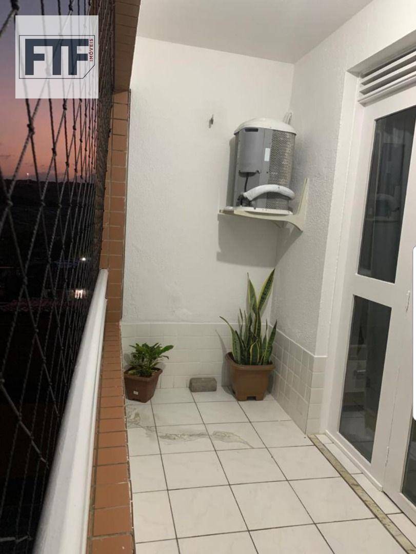 Apartamento à venda com 2 quartos, 100m² - Foto 13