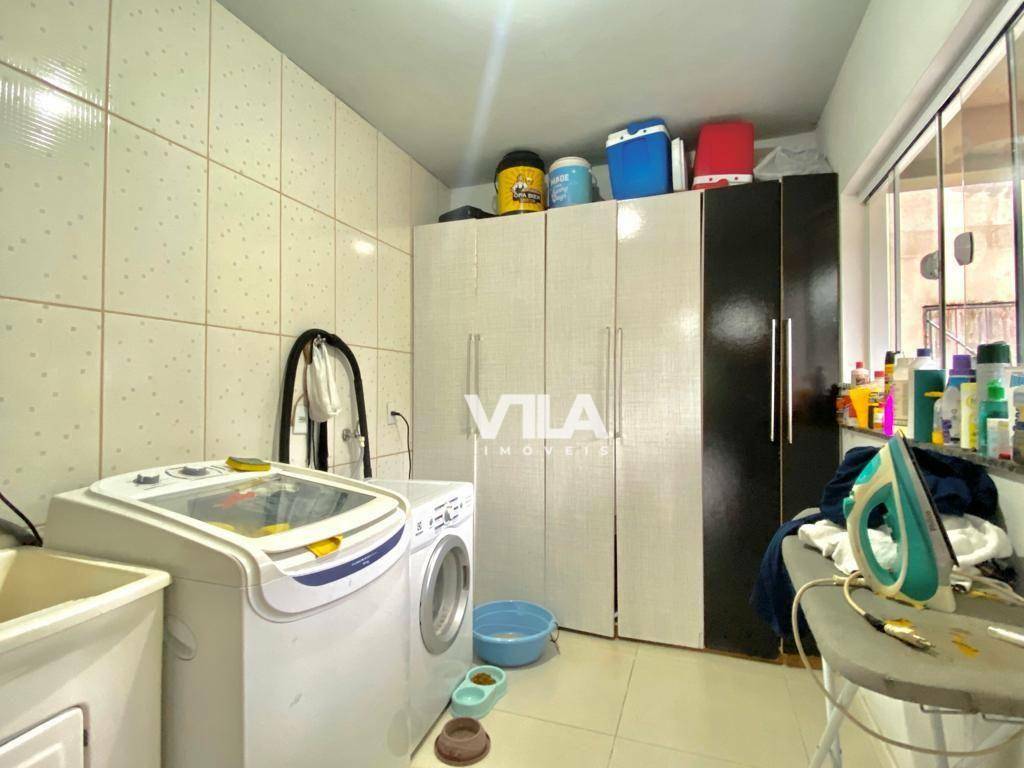 Casa à venda com 5 quartos, 369m² - Foto 11