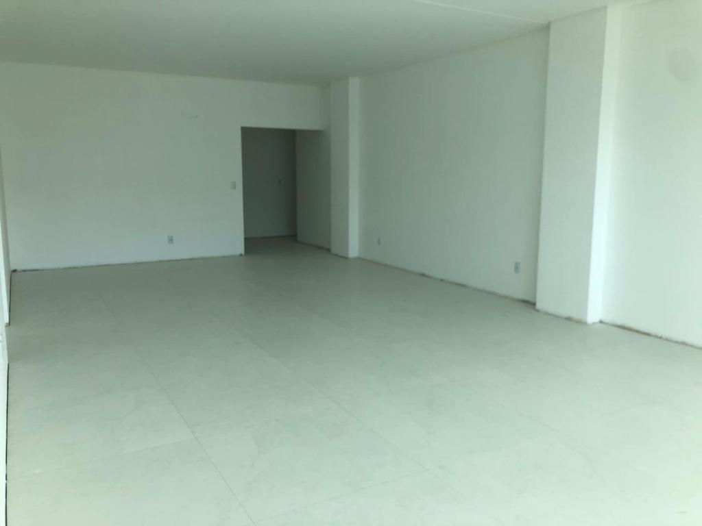 Apartamento à venda com 4 quartos, 193m² - Foto 5