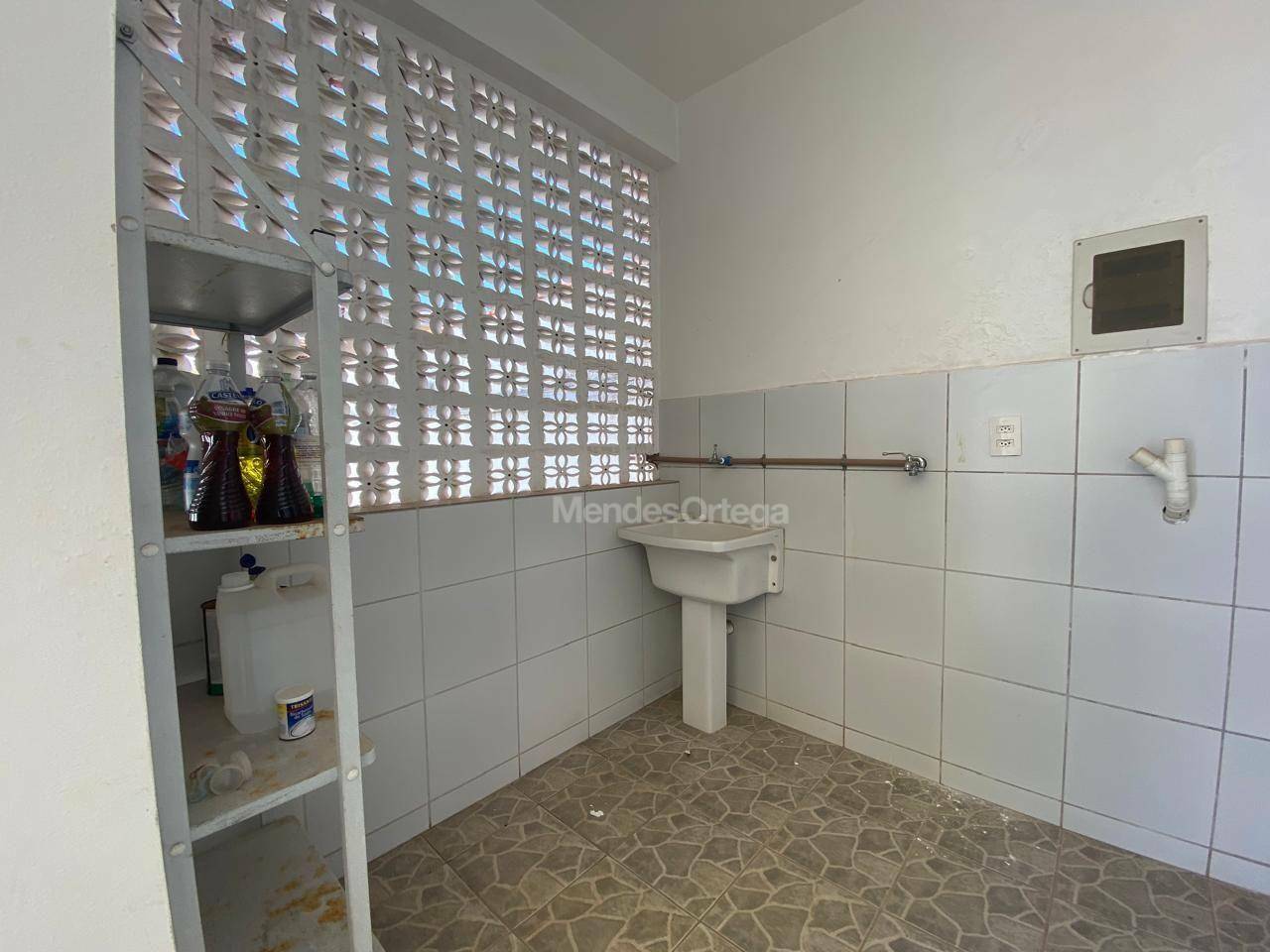 Casa à venda com 3 quartos, 238m² - Foto 14