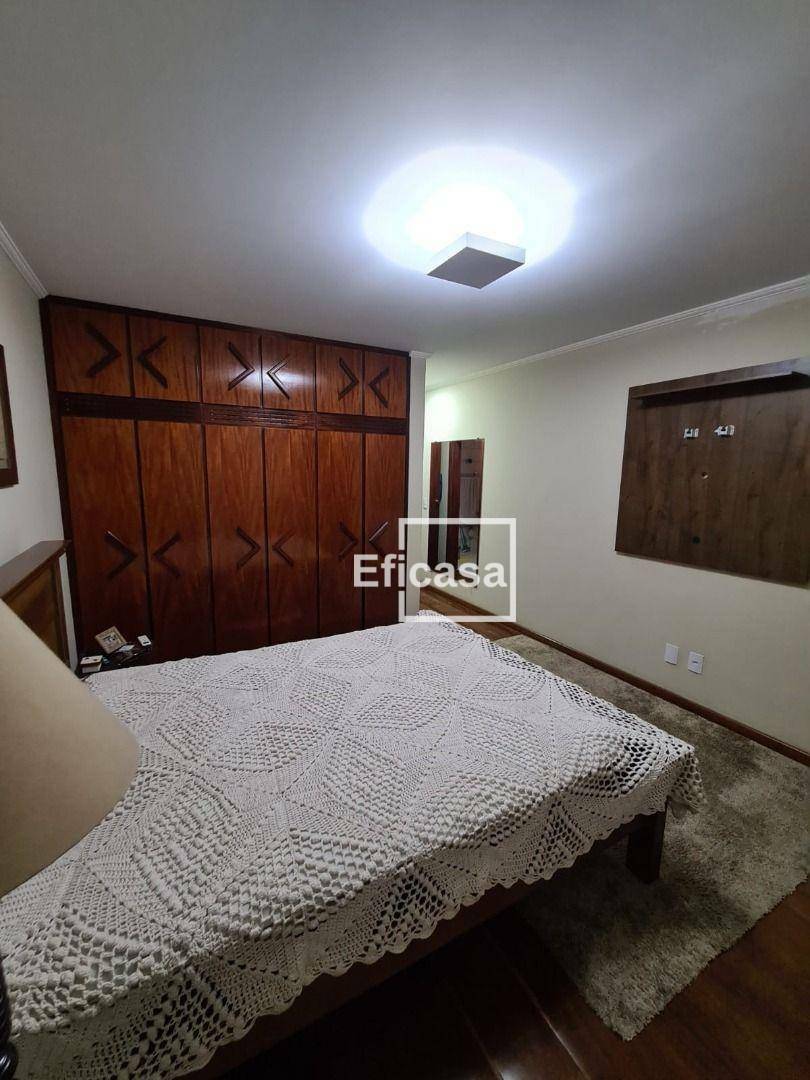 Apartamento à venda com 3 quartos, 270m² - Foto 18