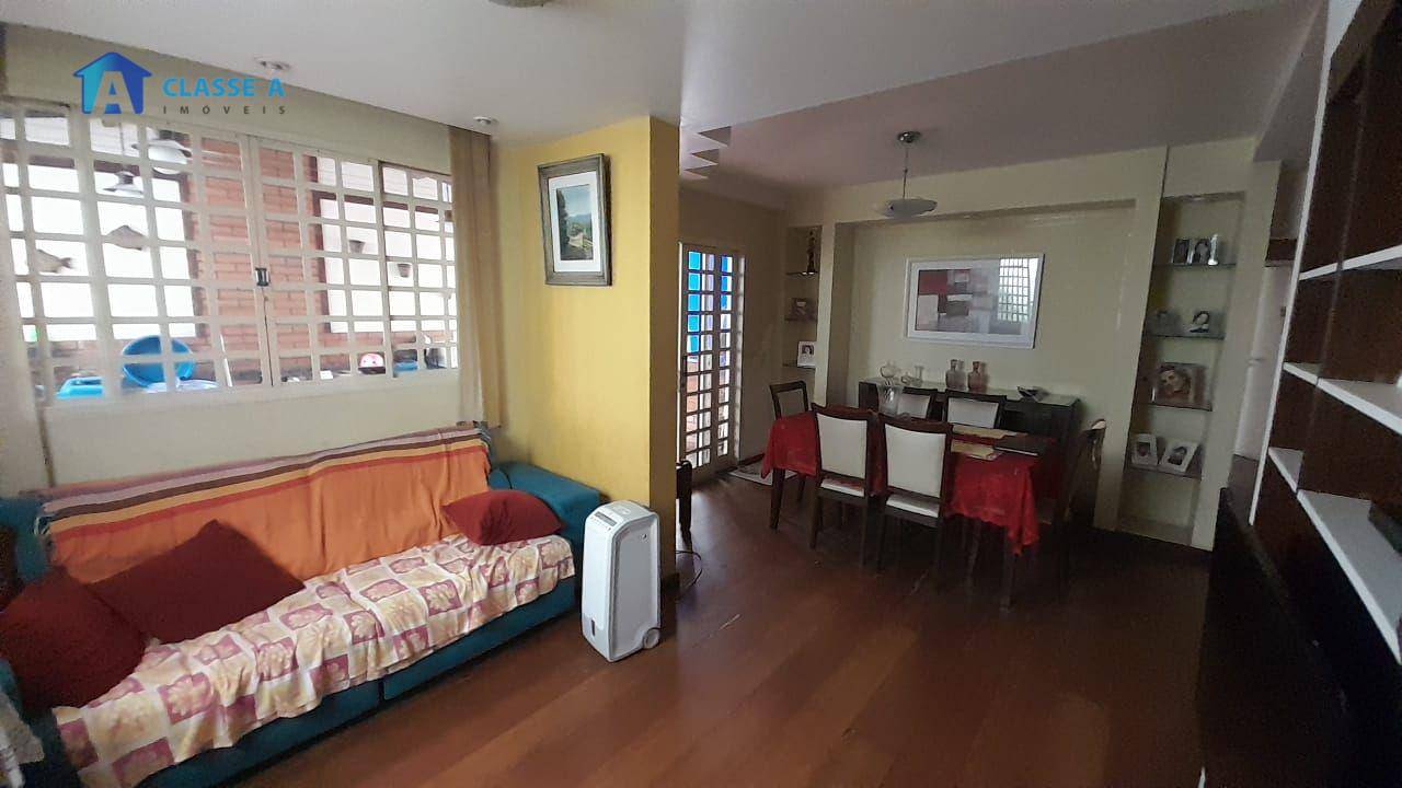 Apartamento à venda com 3 quartos, 103m² - Foto 1