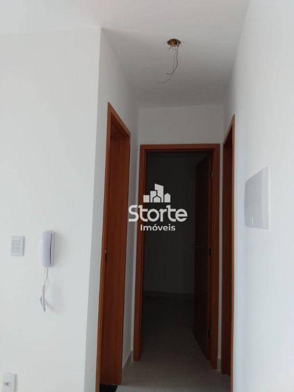 Apartamento à venda com 2 quartos, 51m² - Foto 4