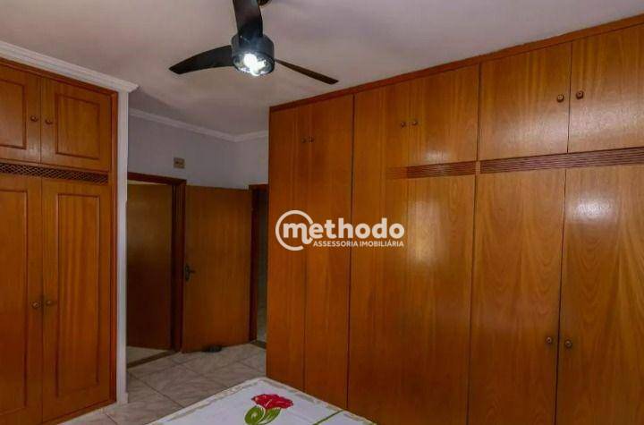 Casa à venda com 4 quartos, 220m² - Foto 10