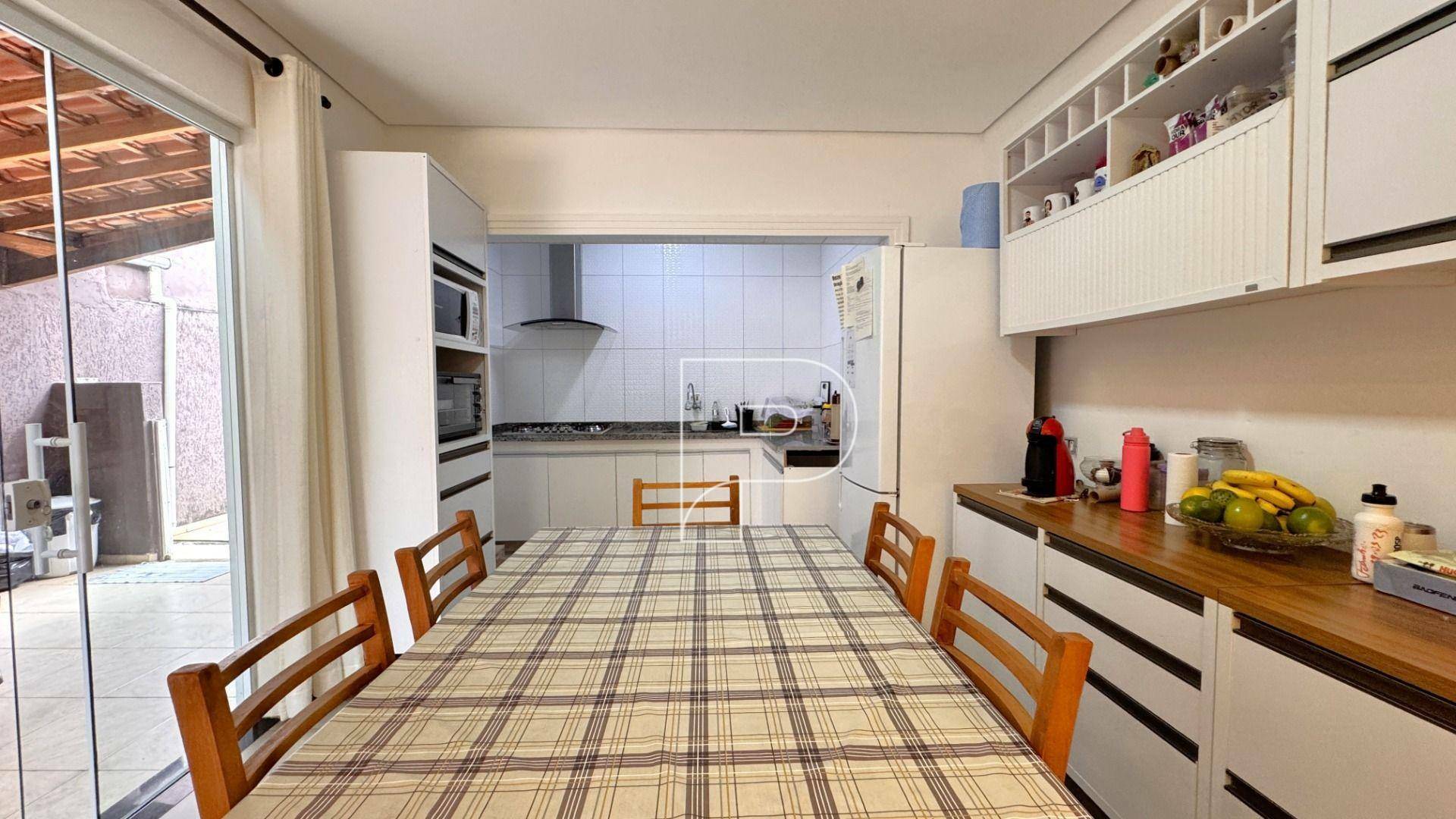 Casa de Condomínio à venda e aluguel com 3 quartos, 178m² - Foto 24