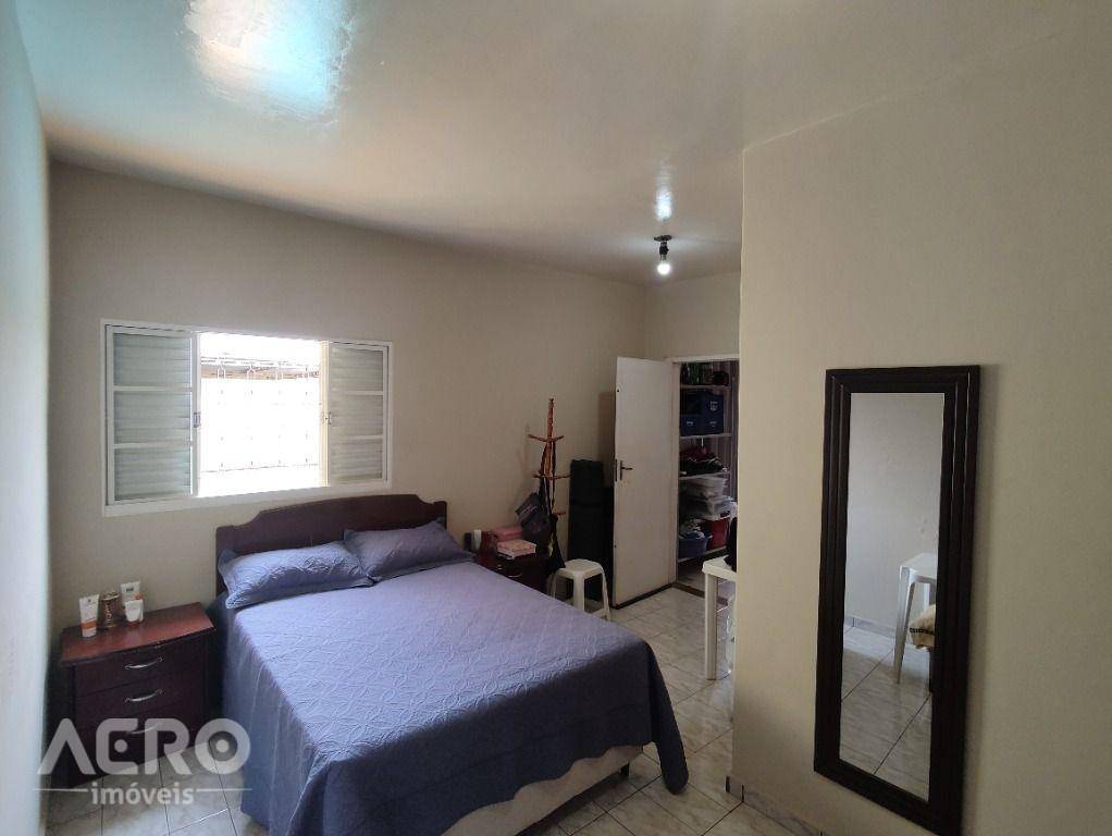 Casa à venda com 7 quartos, 390m² - Foto 14