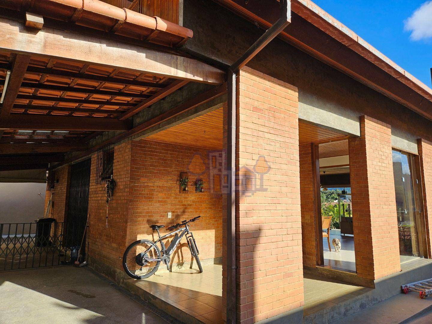 Casa à venda com 4 quartos, 456m² - Foto 40