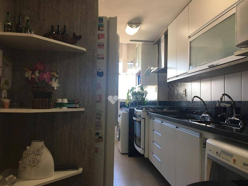 Apartamento à venda com 3 quartos, 120m² - Foto 11