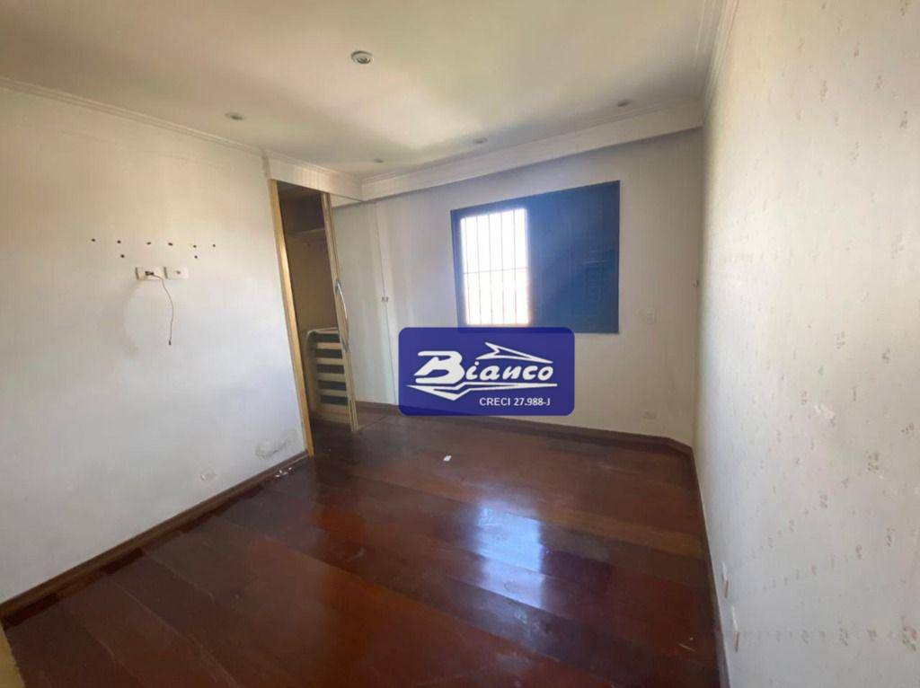 Apartamento à venda com 3 quartos, 130m² - Foto 17