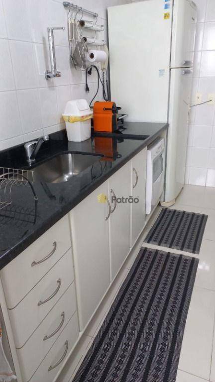 Apartamento à venda com 3 quartos, 84m² - Foto 8