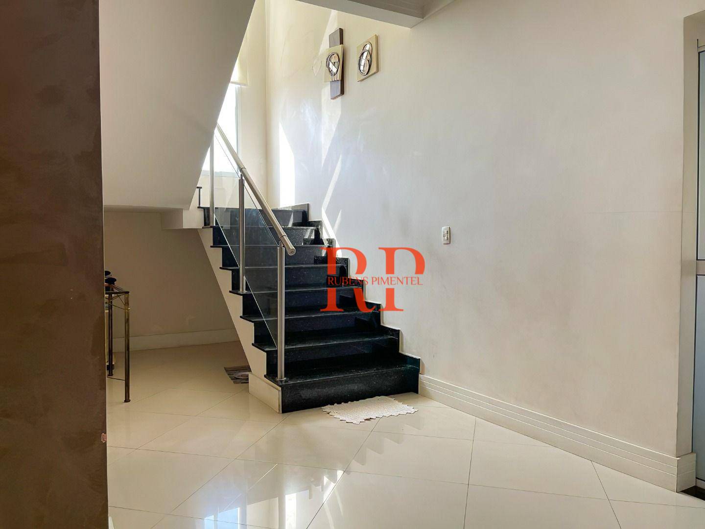 Casa à venda com 4 quartos, 430m² - Foto 12