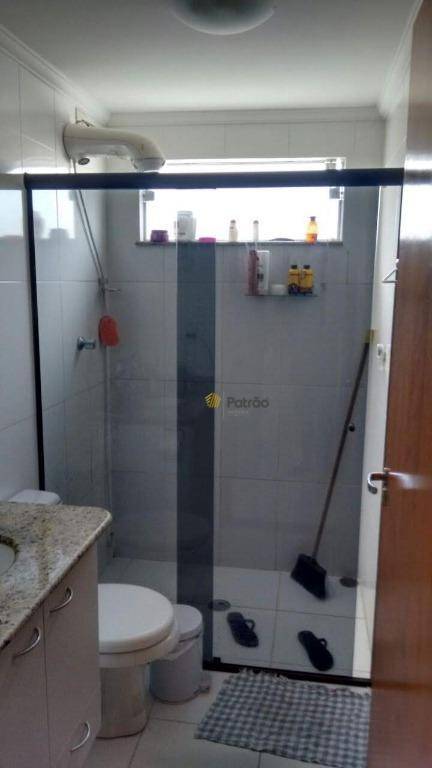 Apartamento à venda com 2 quartos, 66m² - Foto 8