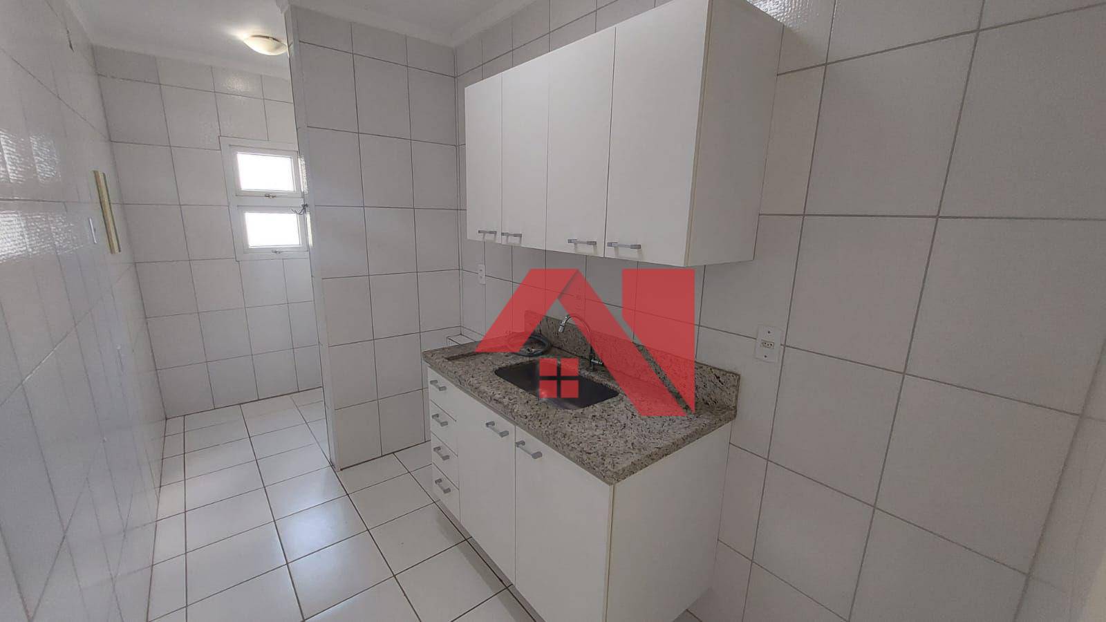 Apartamento para alugar com 3 quartos, 80m² - Foto 4