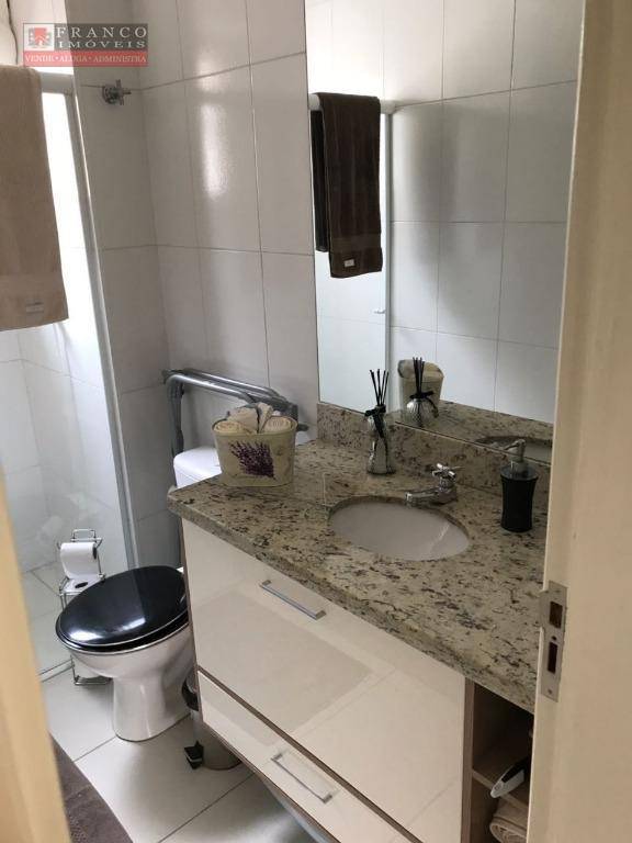 Apartamento à venda com 2 quartos, 61m² - Foto 21