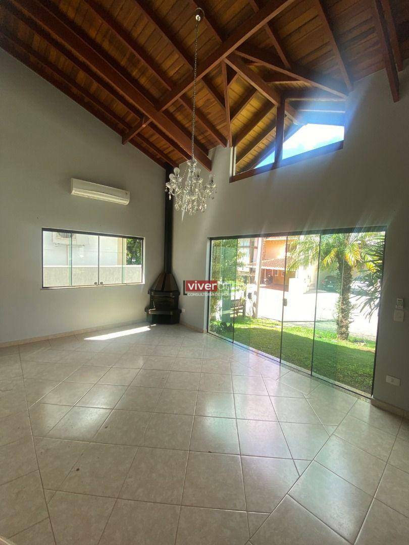 Casa de Condomínio à venda com 3 quartos, 200m² - Foto 21