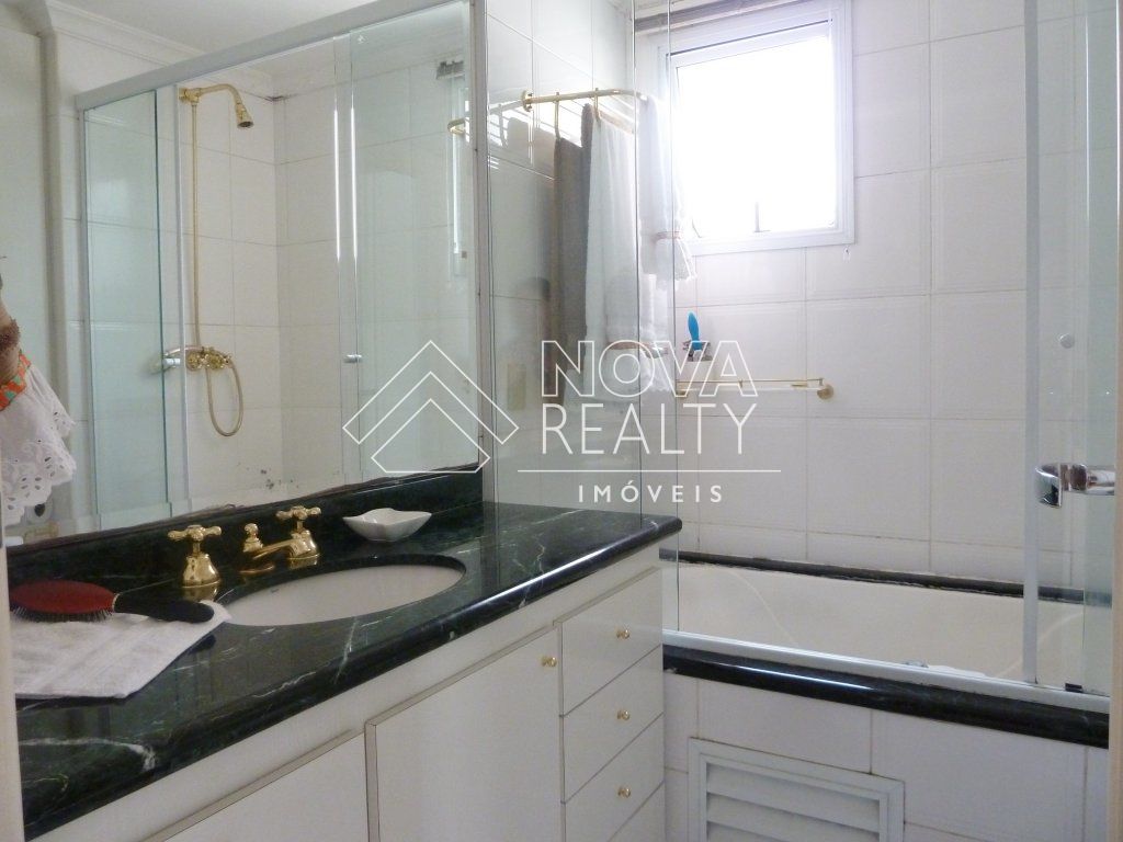 Apartamento à venda e aluguel com 3 quartos, 132m² - Foto 9