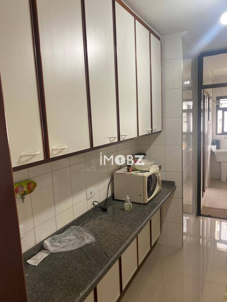 Apartamento à venda com 2 quartos, 80m² - Foto 7