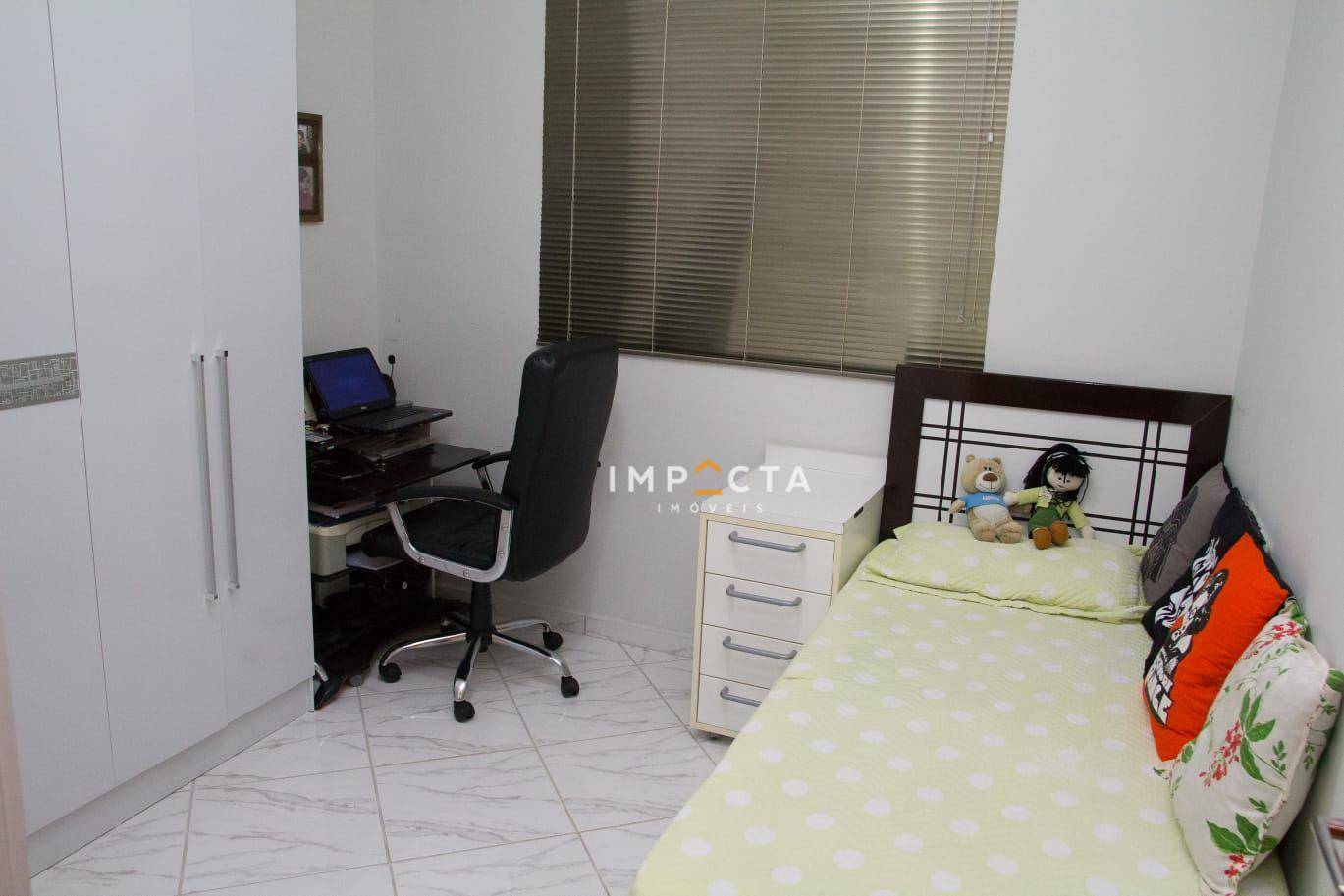 Apartamento à venda com 2 quartos, 67m² - Foto 7