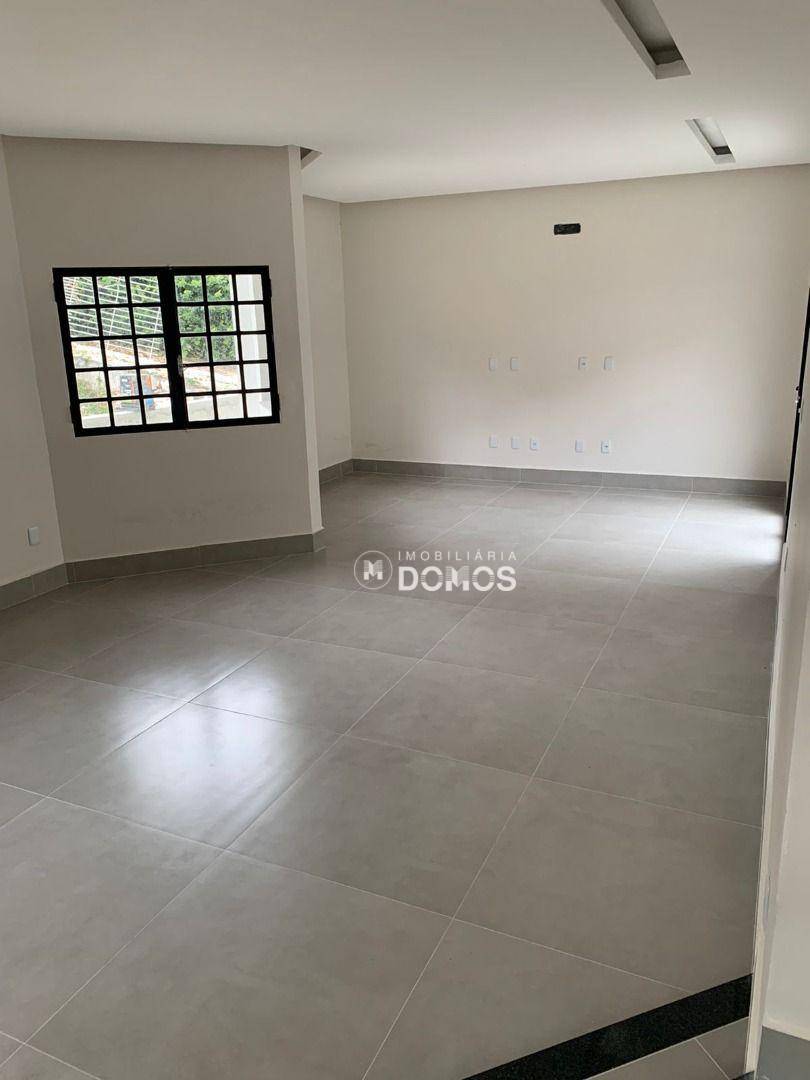 Casa à venda com 3 quartos, 400m² - Foto 12