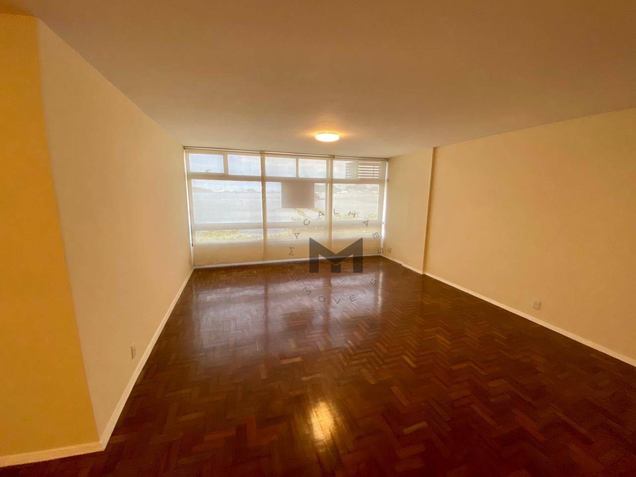 Apartamento à venda com 4 quartos, 180m² - Foto 5