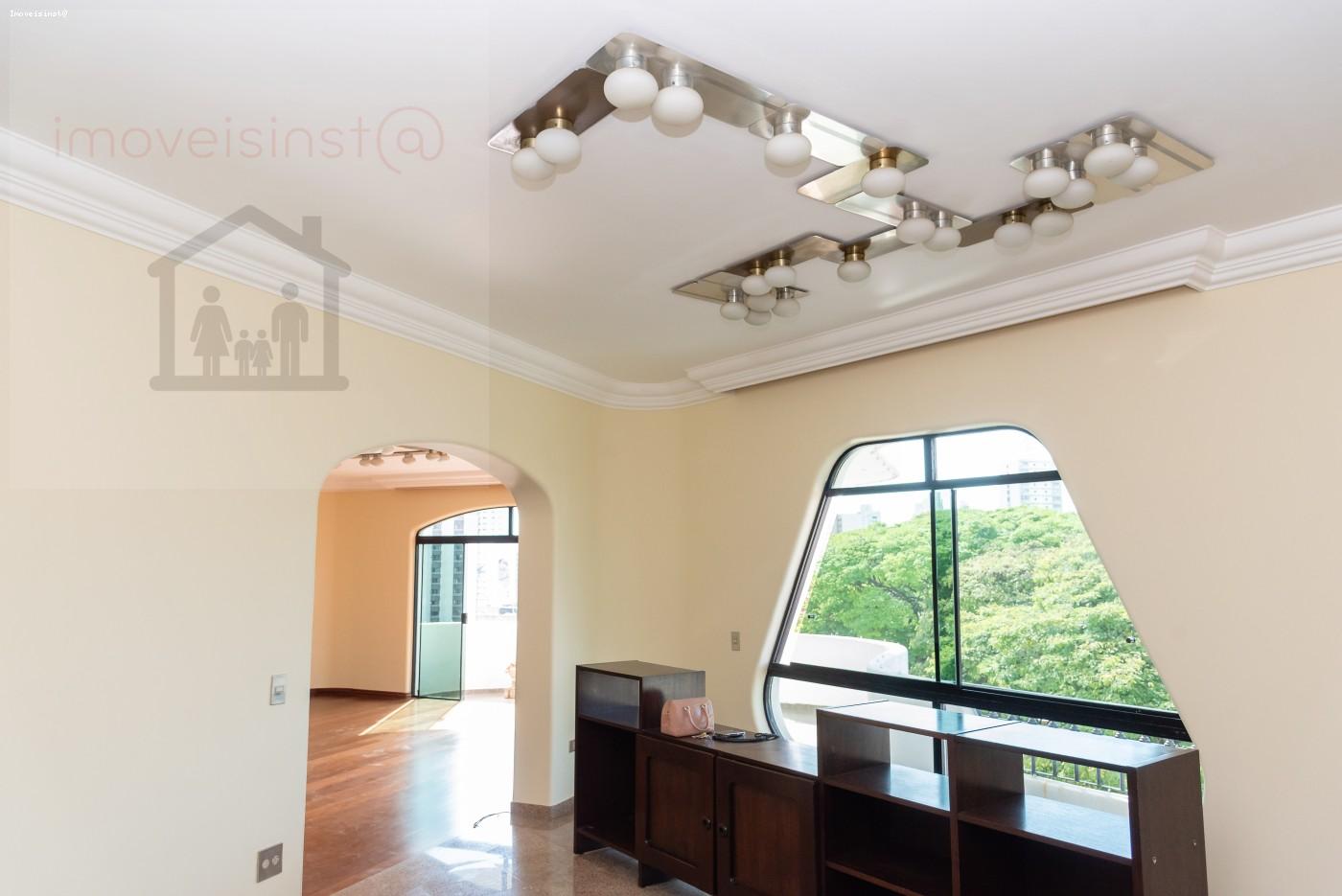Apartamento para alugar com 4 quartos, 285m² - Foto 4