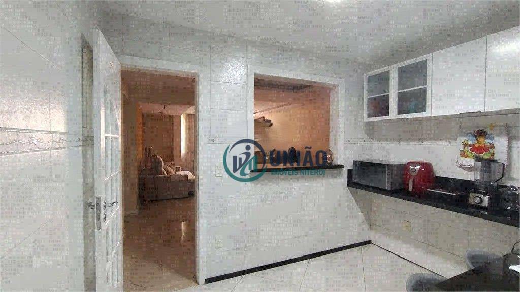 Apartamento à venda com 3 quartos, 120m² - Foto 13