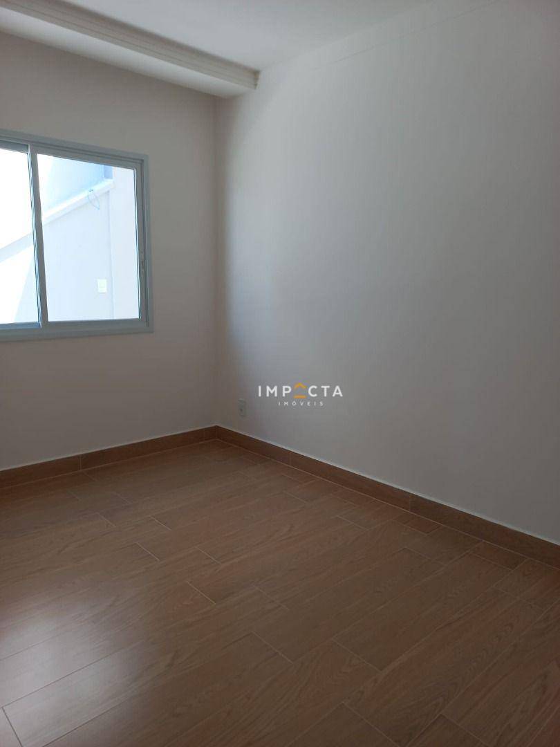 Casa à venda com 3 quartos, 191m² - Foto 9