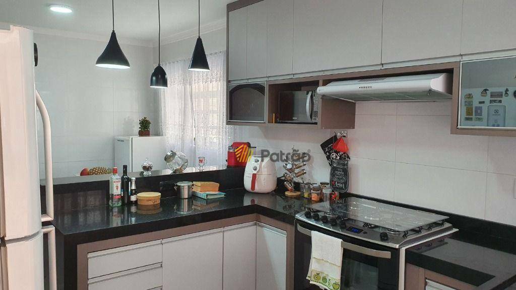 Sobrado à venda com 3 quartos, 185m² - Foto 14