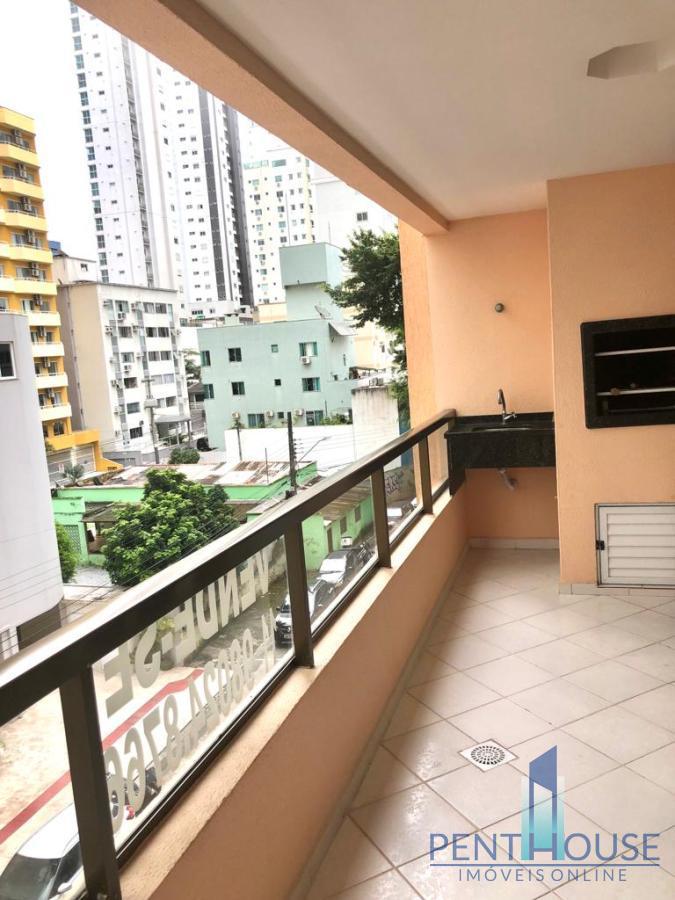 Apartamento à venda com 2 quartos, 90m² - Foto 29