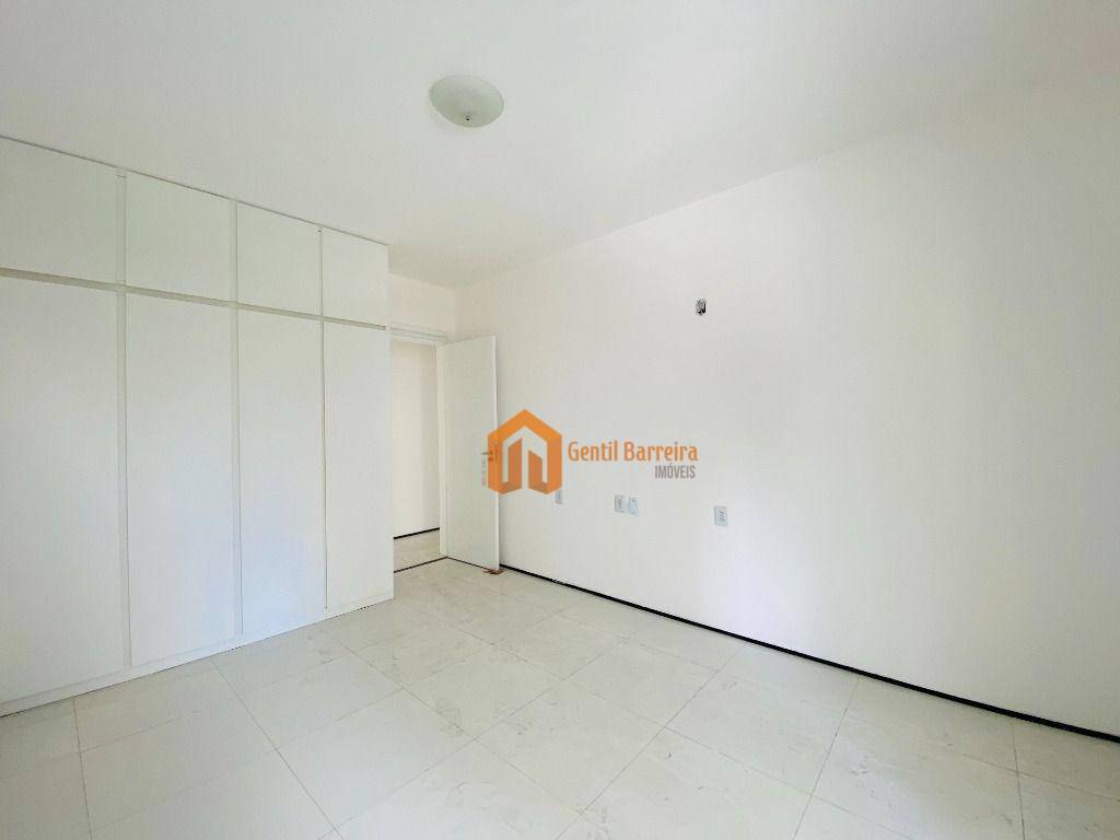 Apartamento à venda com 3 quartos, 170m² - Foto 25