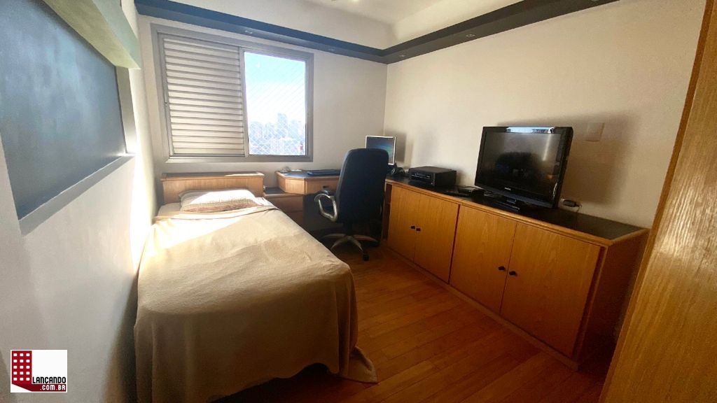 Apartamento à venda com 4 quartos, 137m² - Foto 3