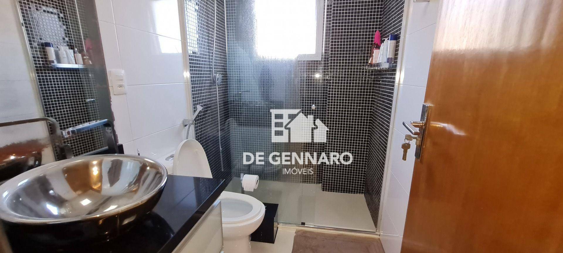 Apartamento à venda com 3 quartos, 188m² - Foto 19