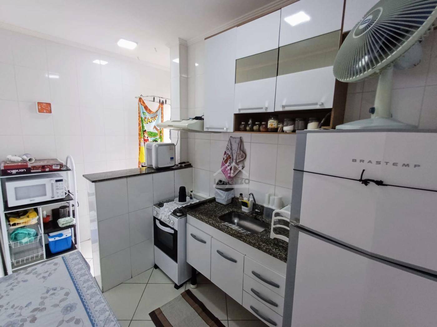 Apartamento à venda com 2 quartos, 48m² - Foto 14