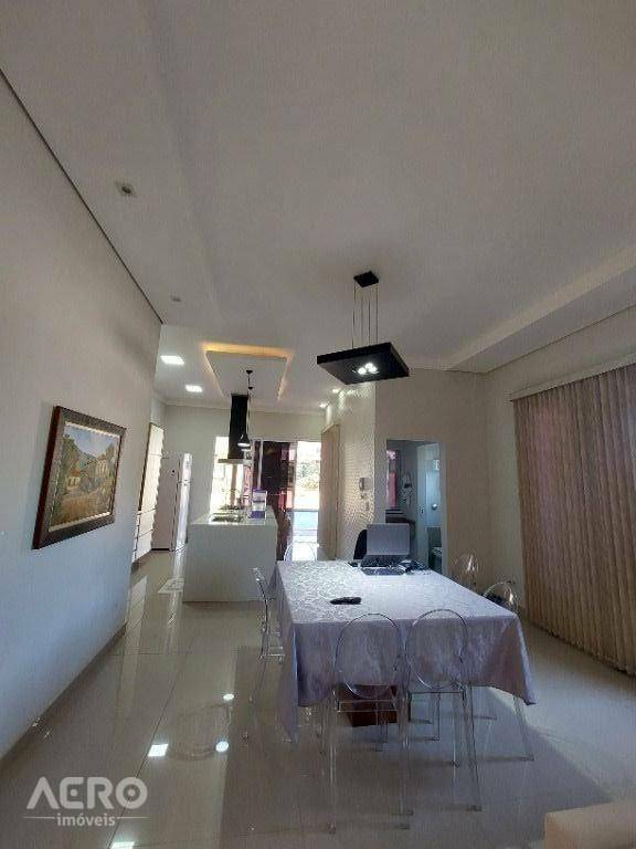Casa de Condomínio à venda com 3 quartos, 210m² - Foto 15
