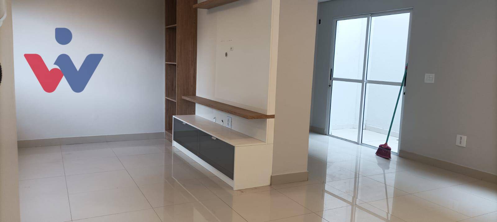 Sobrado à venda com 3 quartos, 200m² - Foto 4