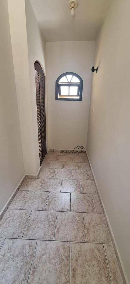 Sobrado à venda com 3 quartos, 180m² - Foto 13