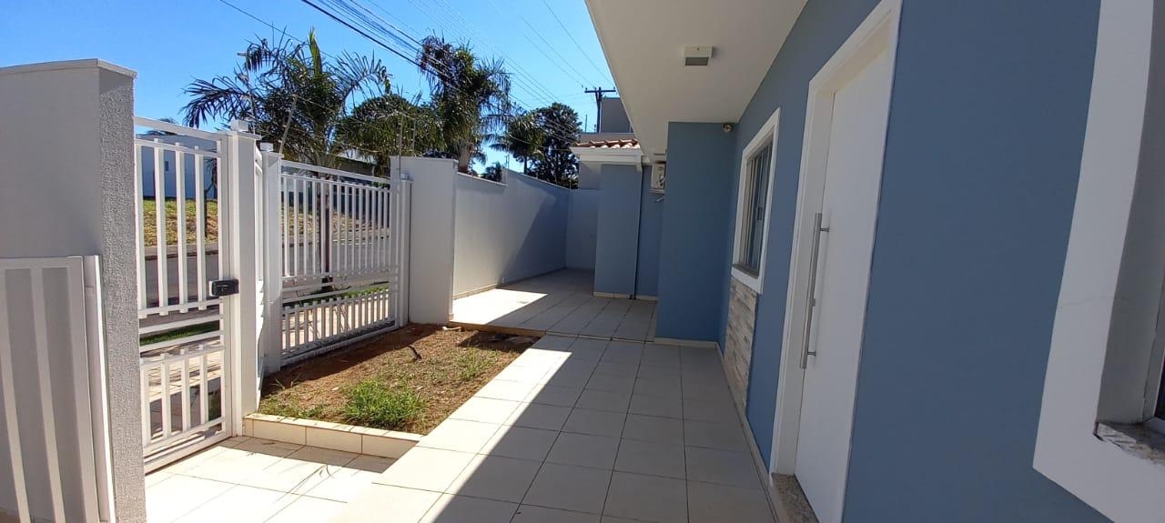 Casa à venda com 3 quartos, 240m² - Foto 3