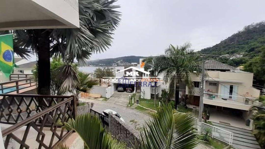 Casa, 4 quartos, 258 m² - Foto 53