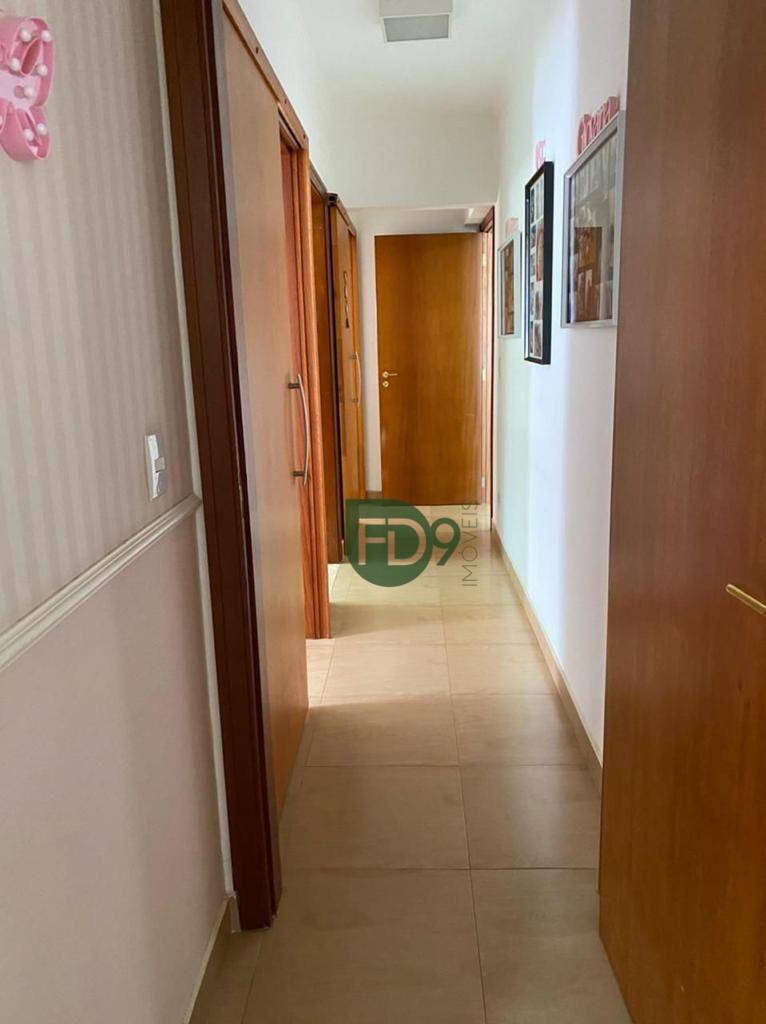 Apartamento à venda com 3 quartos, 130m² - Foto 21