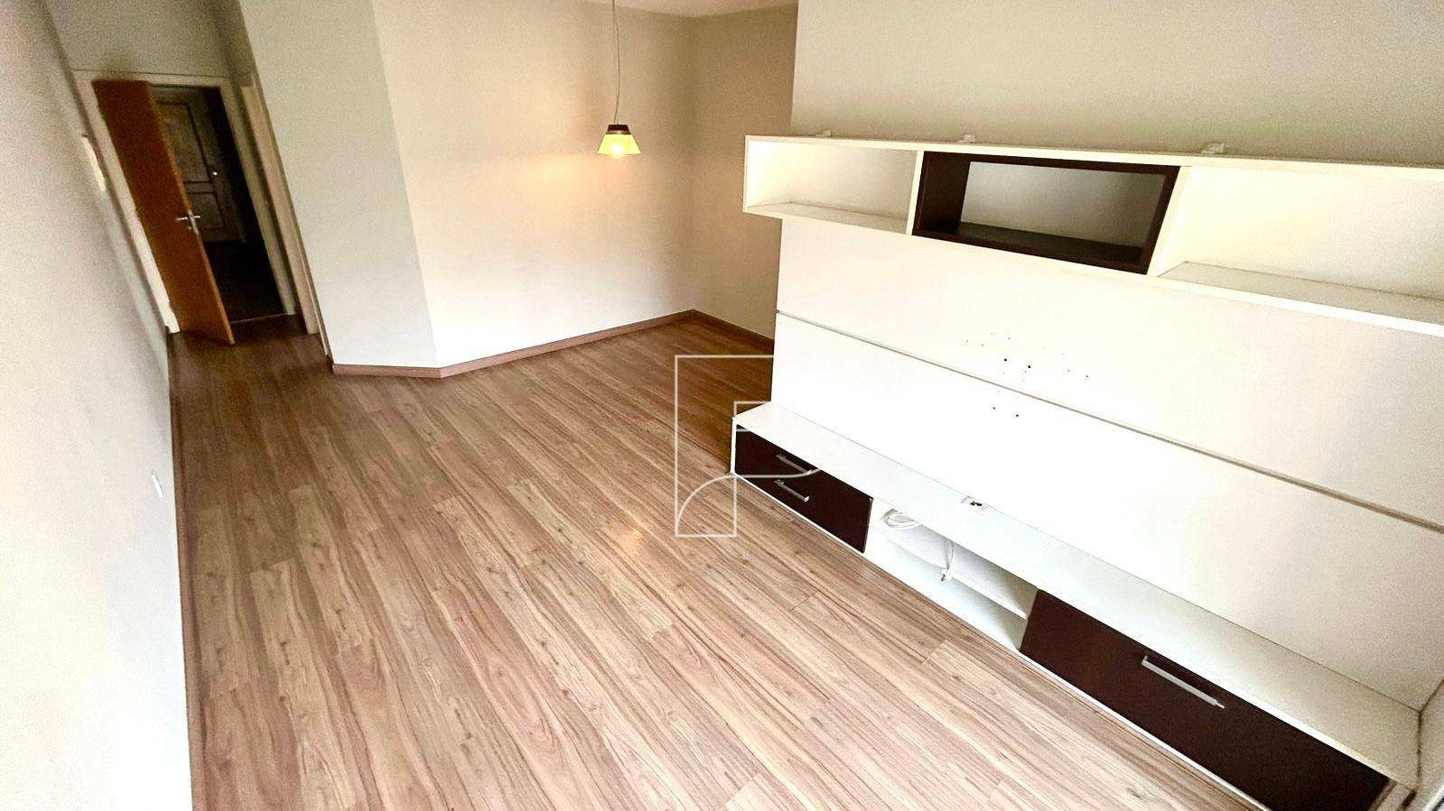 Apartamento à venda com 3 quartos, 94m² - Foto 5