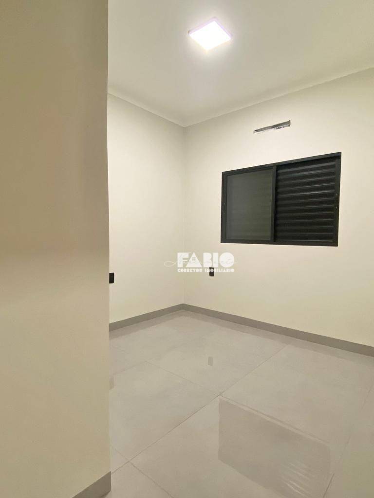 Casa à venda com 3 quartos, 121m² - Foto 5