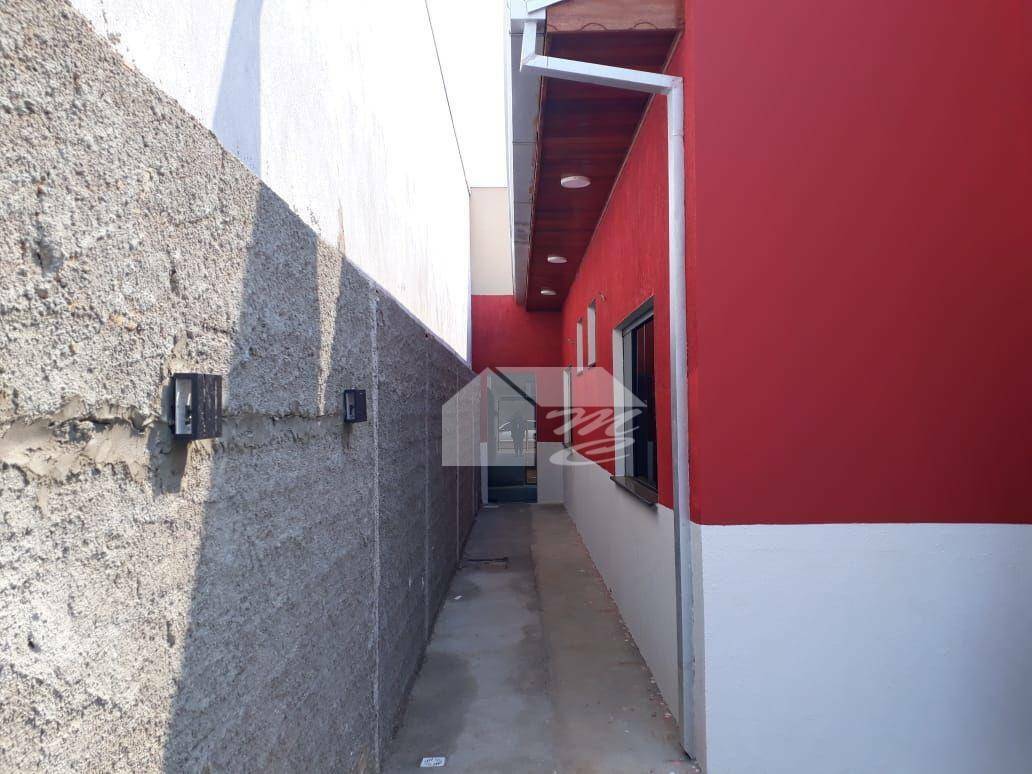 Casa à venda com 2 quartos, 73m² - Foto 3