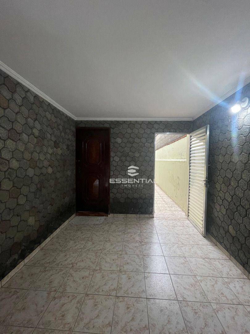 Casa à venda e aluguel com 3 quartos, 150m² - Foto 5