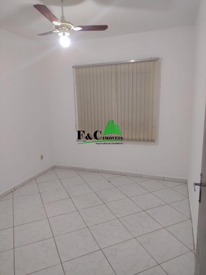 Casa à venda com 2 quartos, 140m² - Foto 6