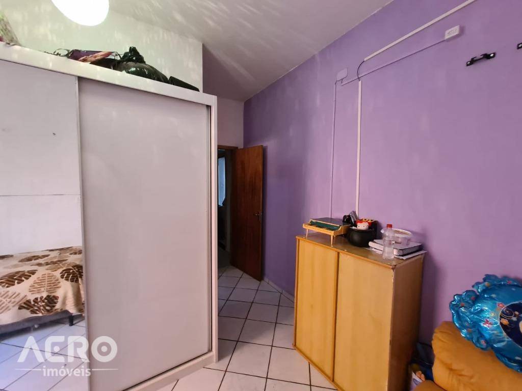 Casa à venda com 2 quartos, 165m² - Foto 20