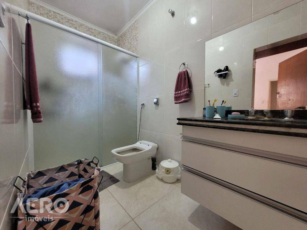 Casa à venda com 2 quartos, 126m² - Foto 40